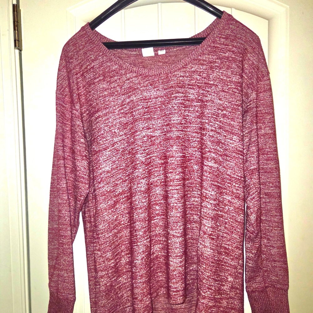 GAP Women's Red Crew Neck Sweater